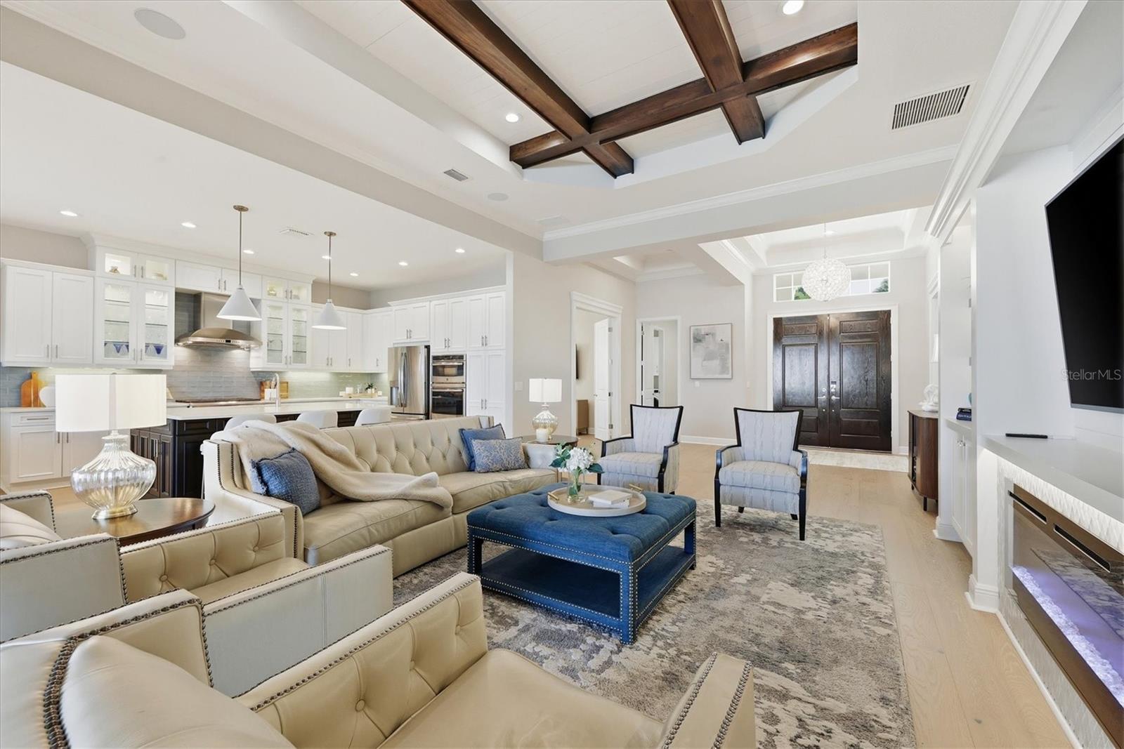 COUNTRY CLUB EAST AT LAKEWD RNCH VV2 - Residential