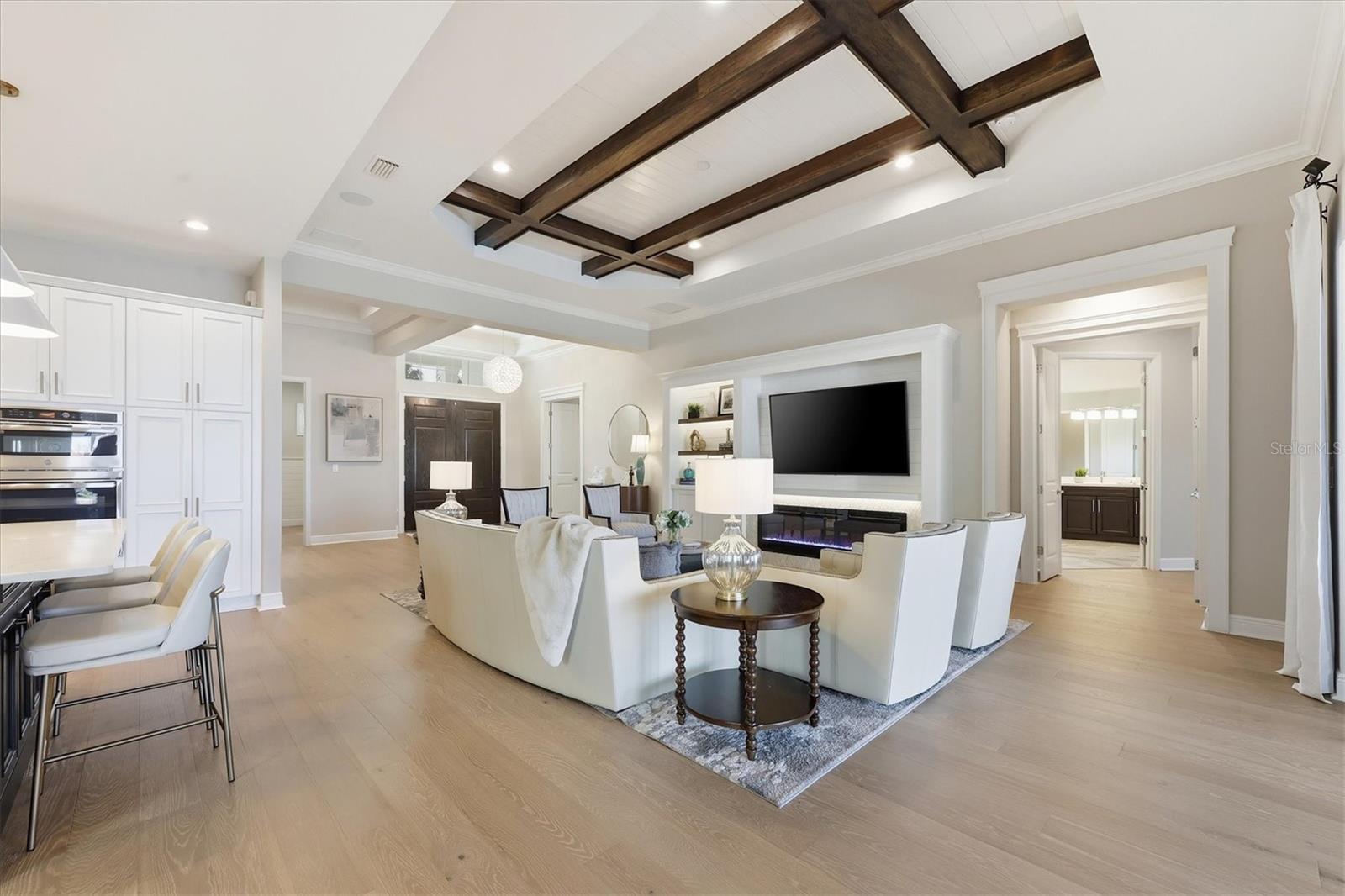 COUNTRY CLUB EAST AT LAKEWD RNCH VV2 - Residential