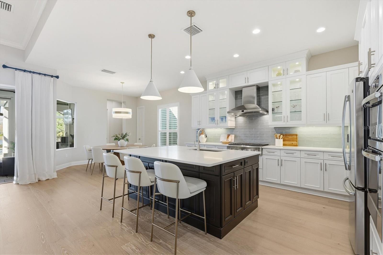 COUNTRY CLUB EAST AT LAKEWD RNCH VV2 - Residential