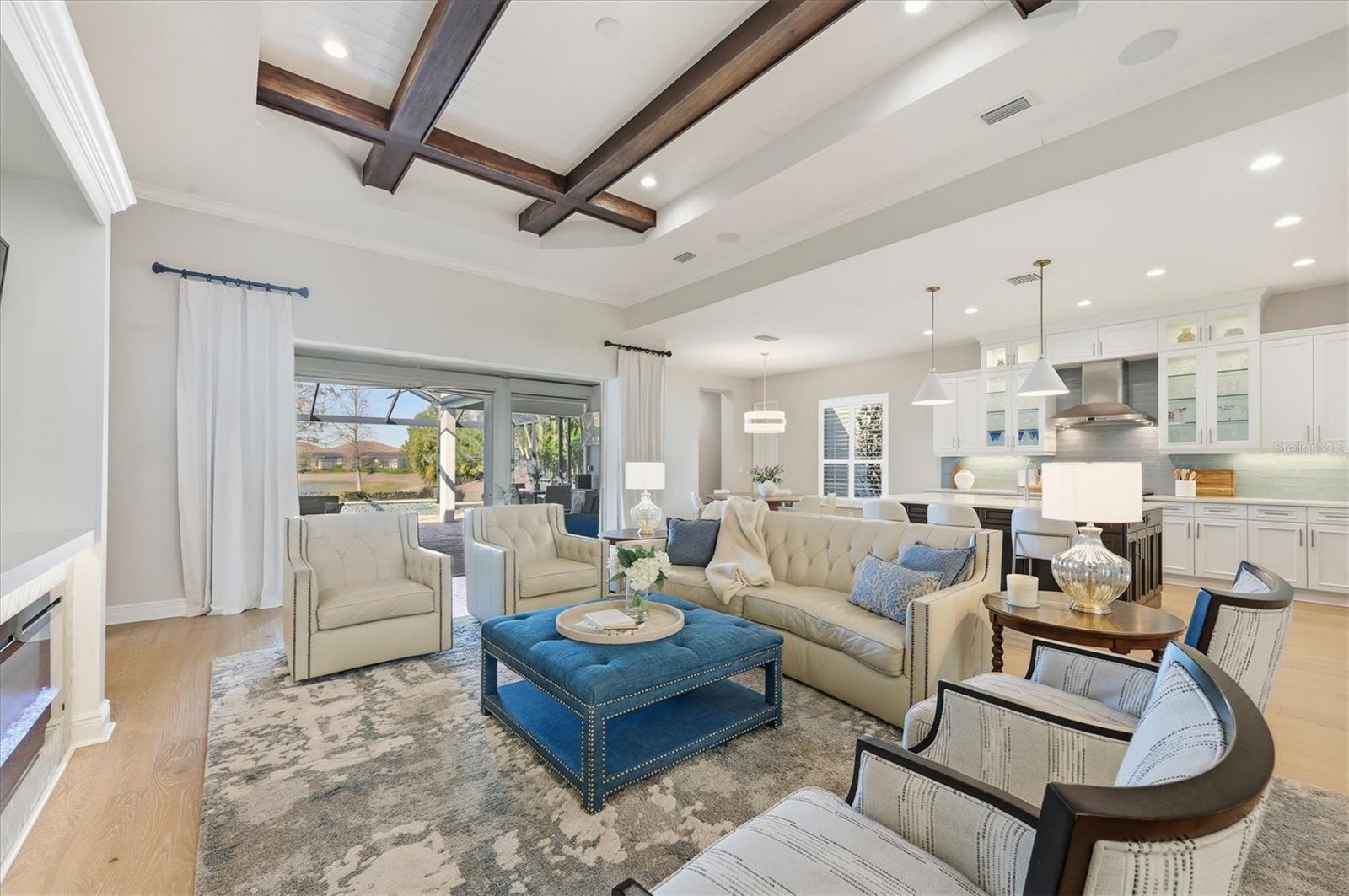 COUNTRY CLUB EAST AT LAKEWD RNCH VV2 - Residential