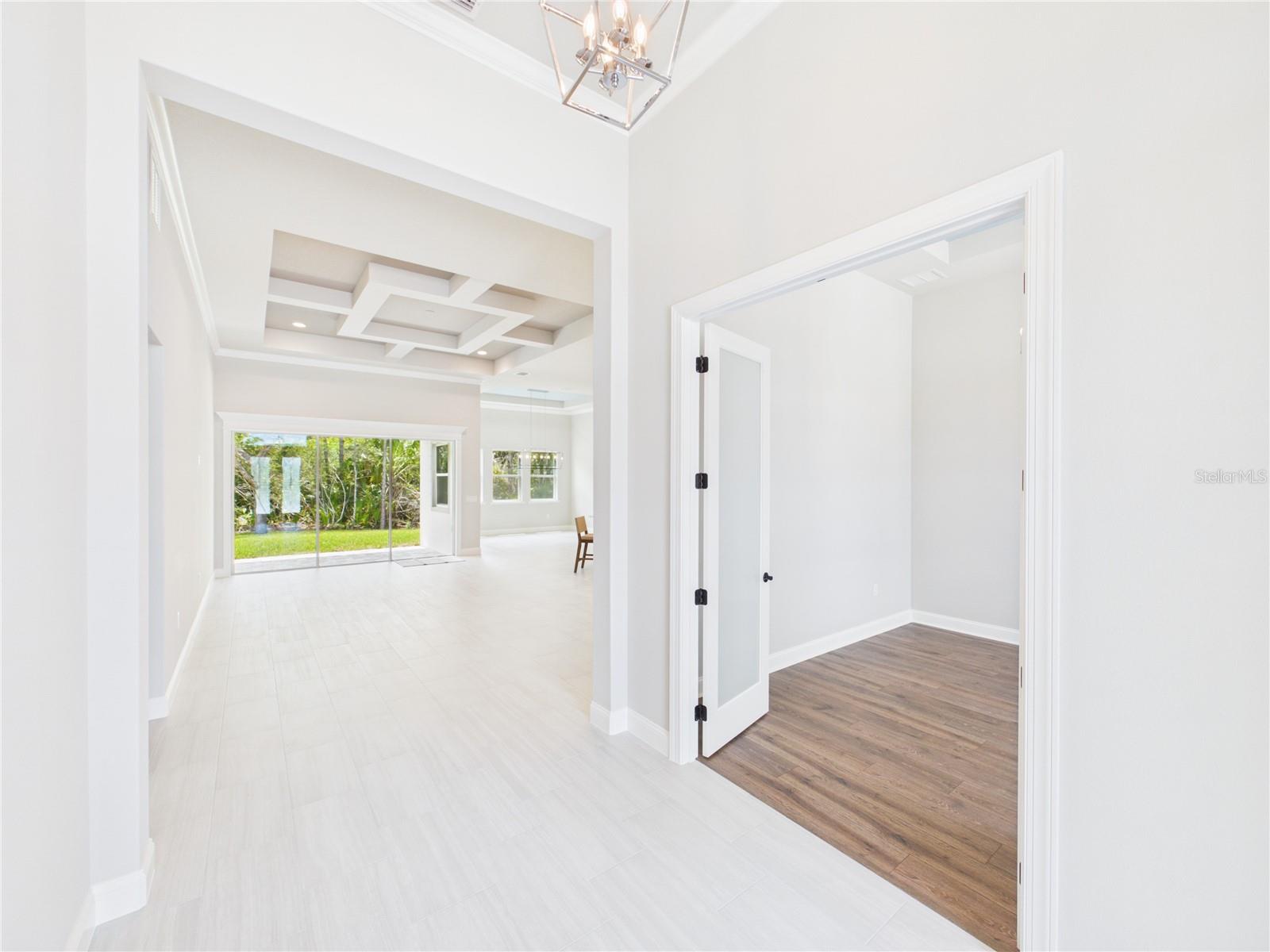 230 S RIVERWALK DRIVE