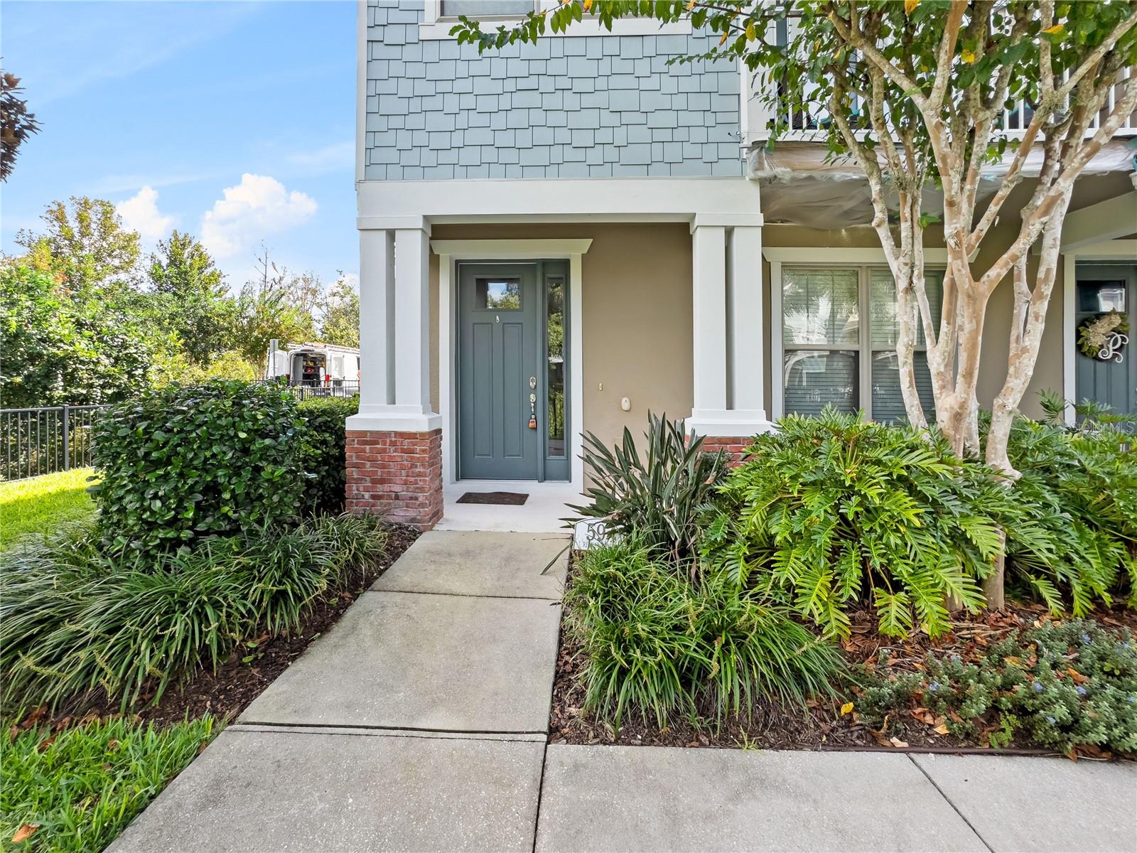 594 PIAZZA POINT