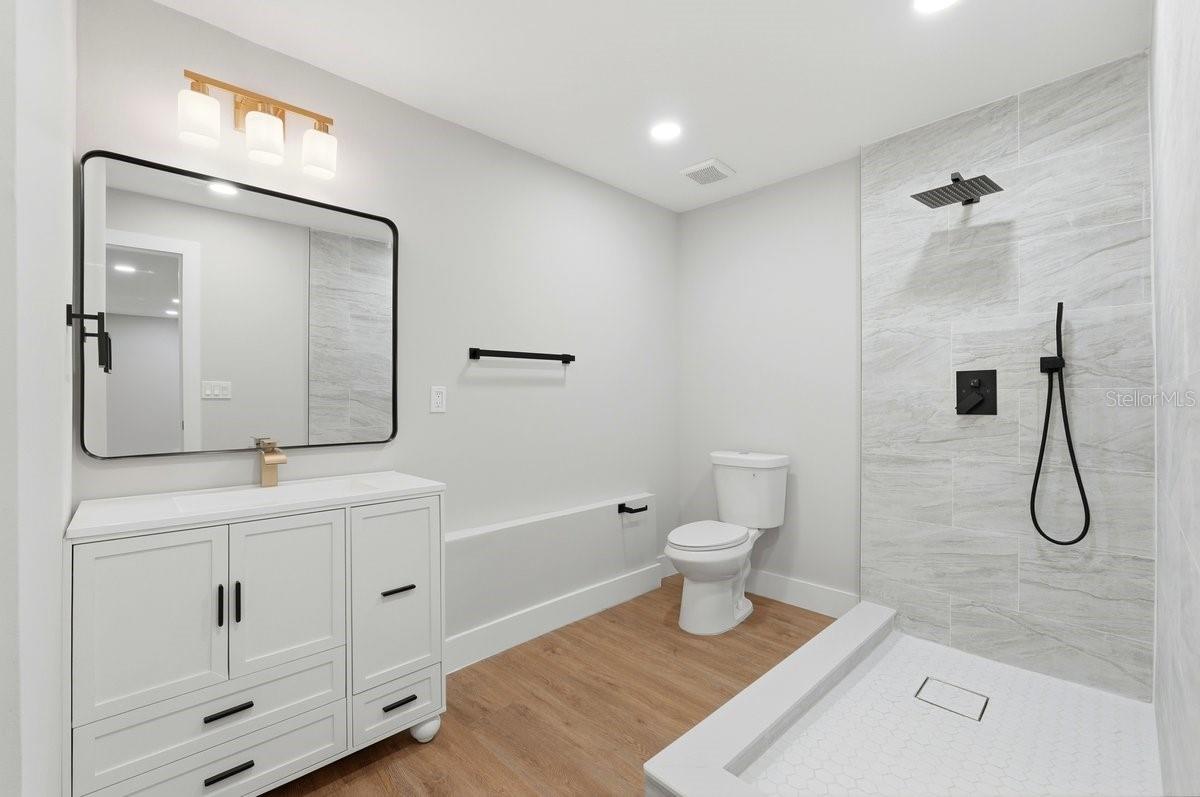 ST CLOUD 2ND TOWN OF - Residential