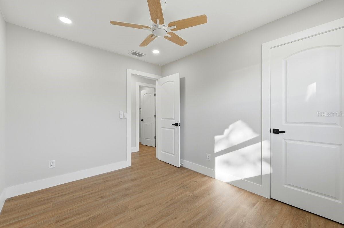 ST CLOUD 2ND TOWN OF - Residential