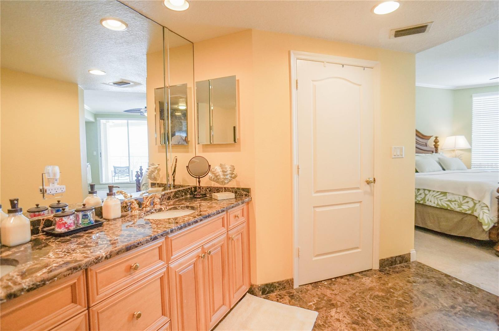 MANDALAY BEACH CLUB CONDO - Residential