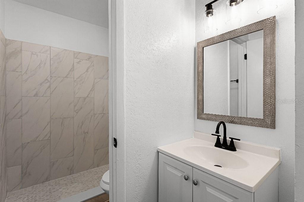 CHANCELLORS ROW PH 01 - Residential