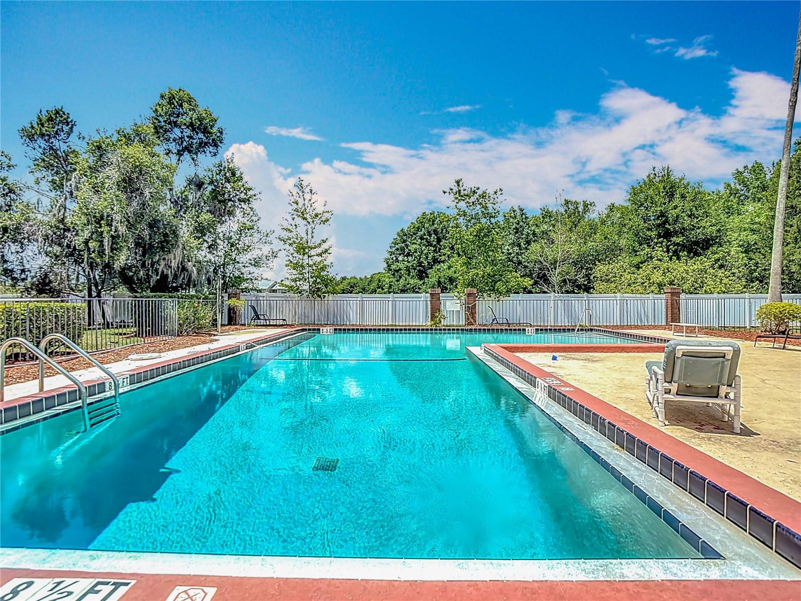 GLENDALE VILLAS A CONDO - Residential Lease