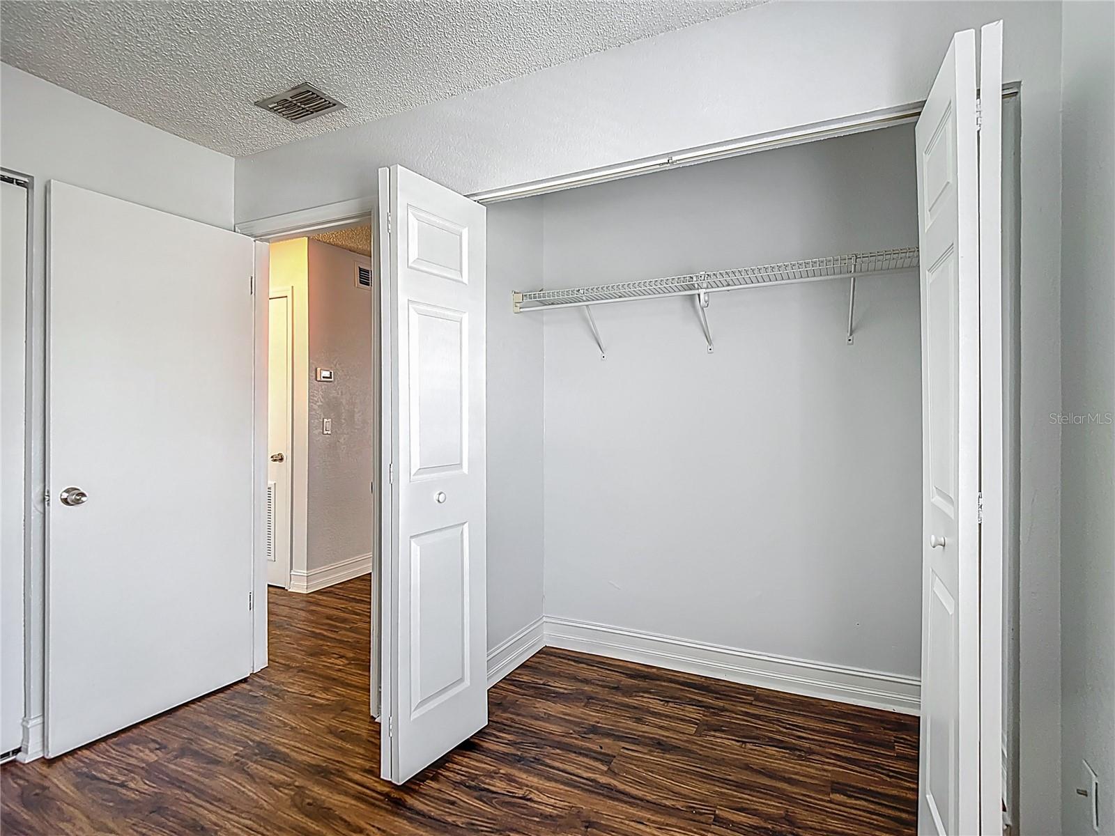 GLENDALE VILLAS A CONDO - Residential Lease