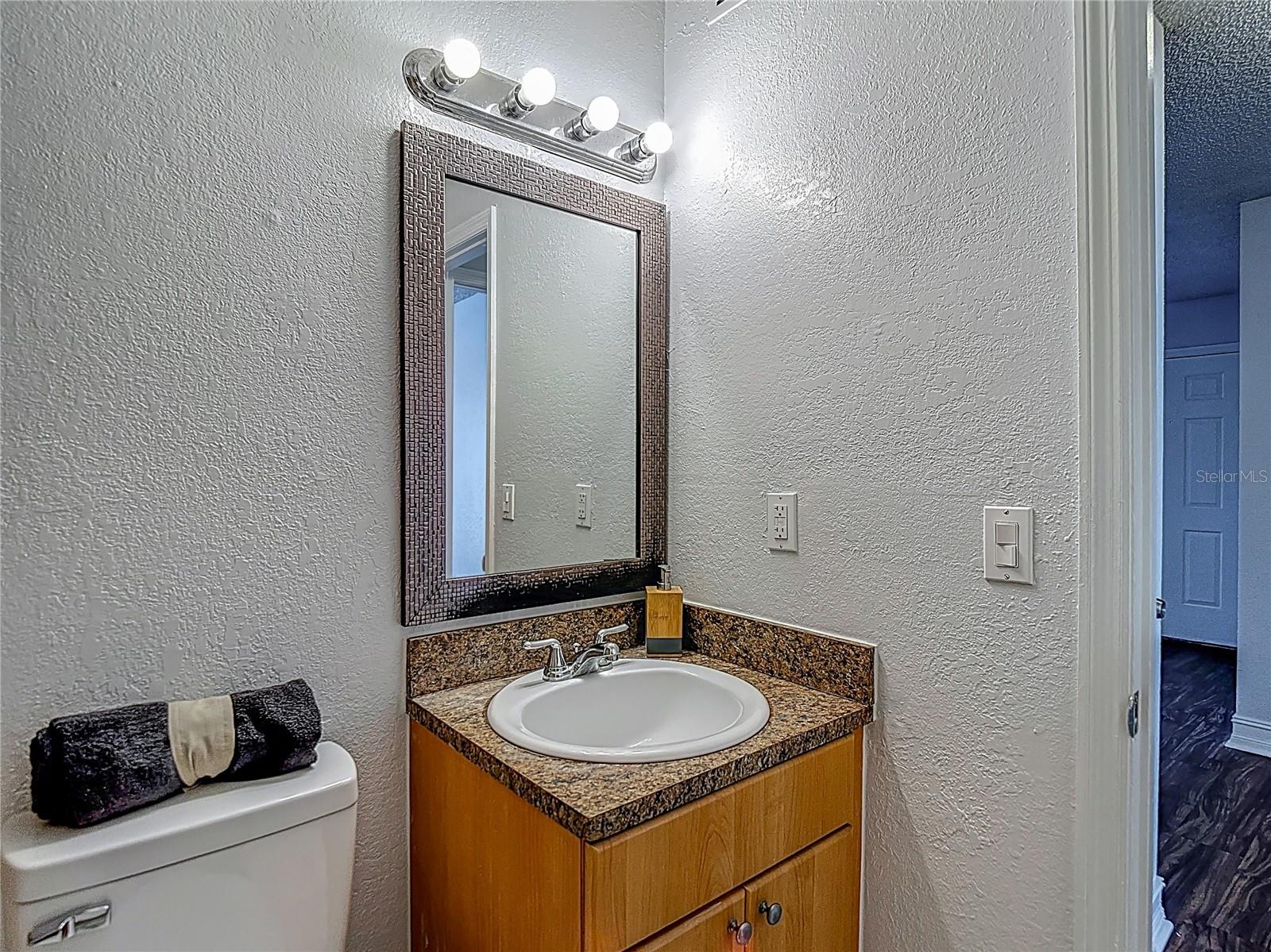 GLENDALE VILLAS A CONDO - Residential Lease
