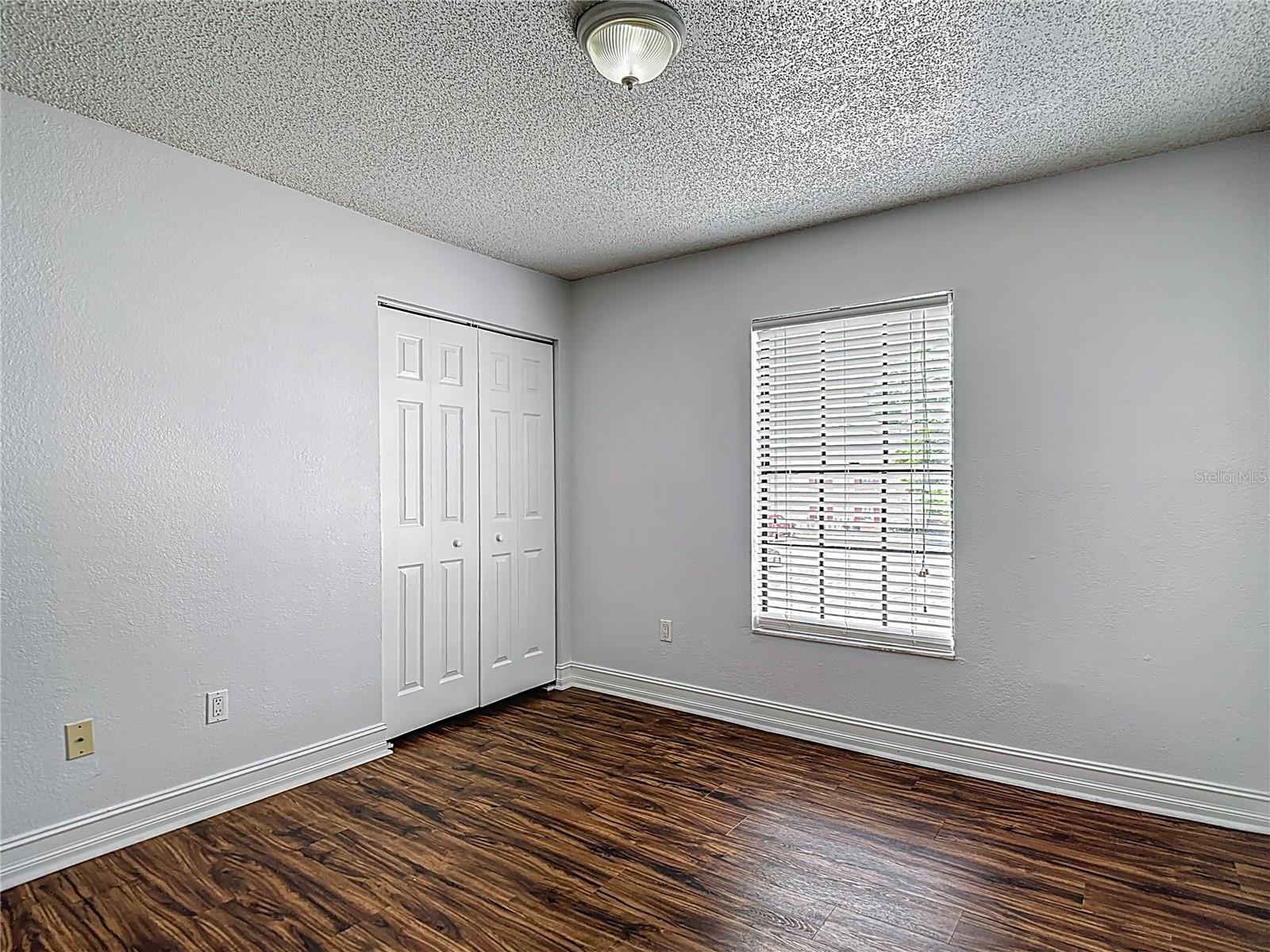 GLENDALE VILLAS A CONDO - Residential Lease