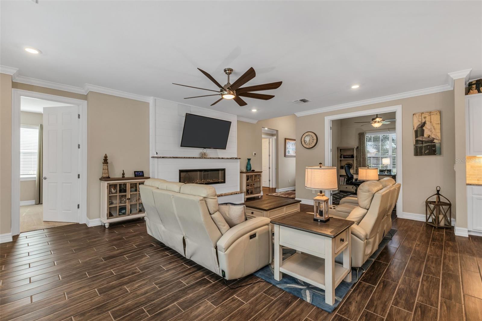 PUNTA GORDA ISLES SEC 23 - Residential