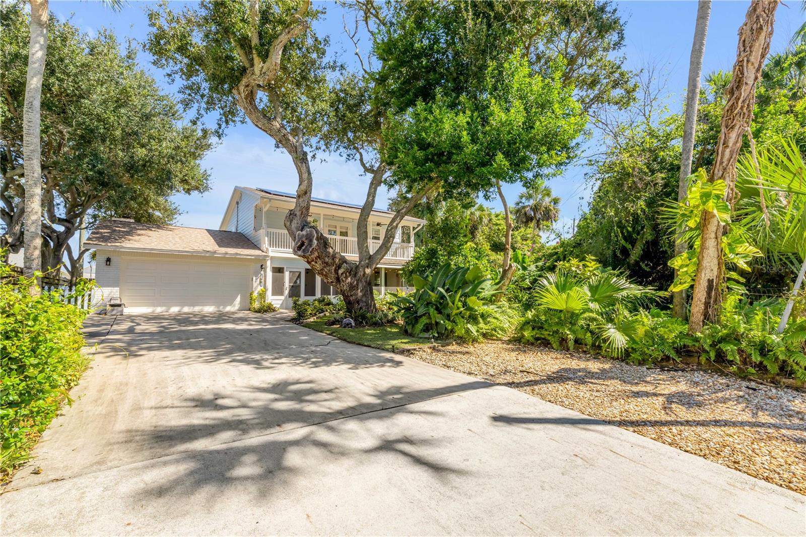 7 OAK TREE DRIVE