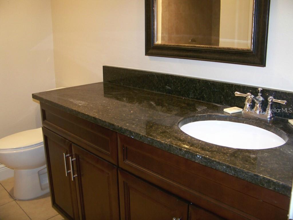 BUENAVENTURA LAKES UNIT 03 - Residential Lease