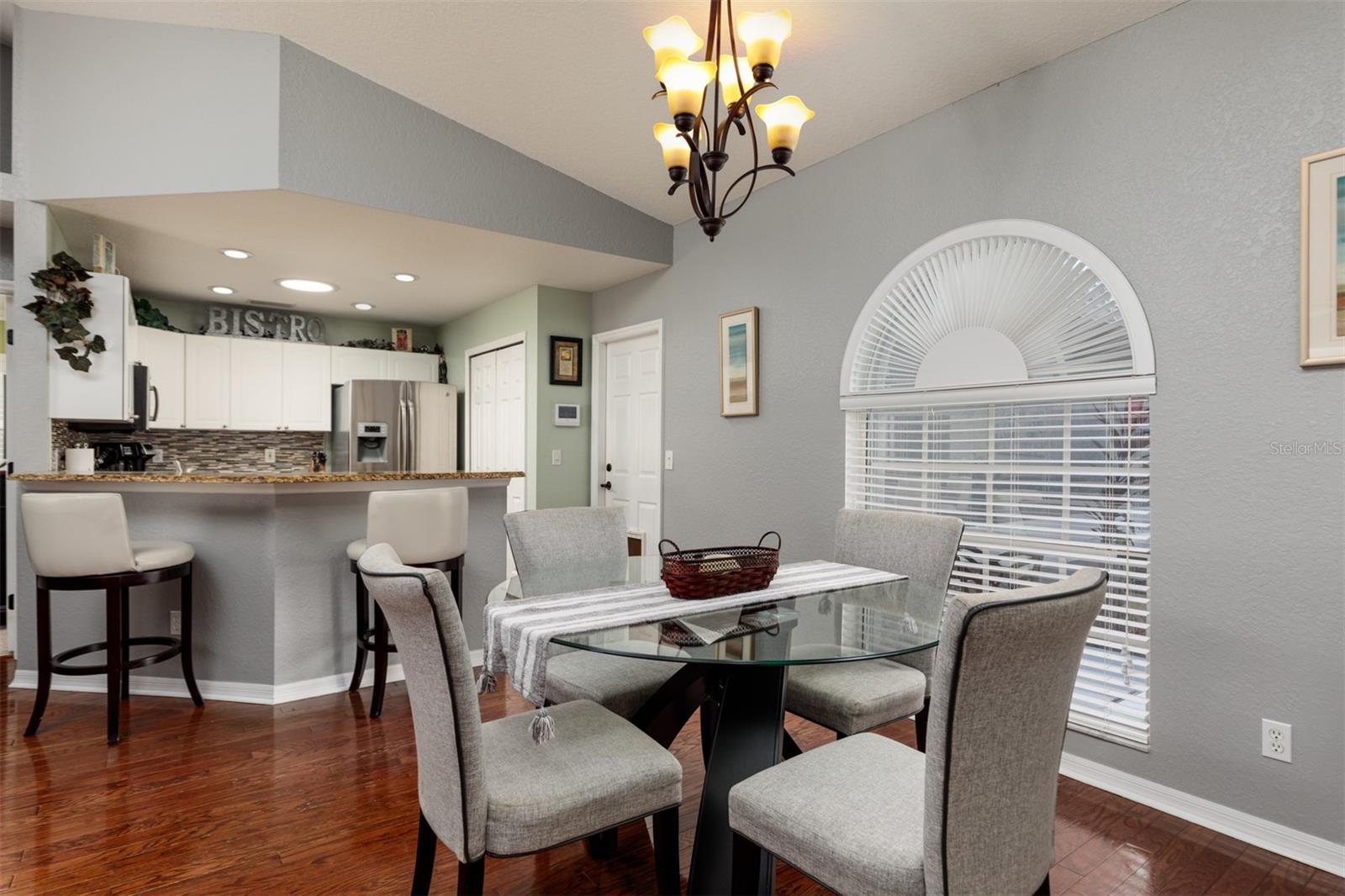 SKY CREST - Residential