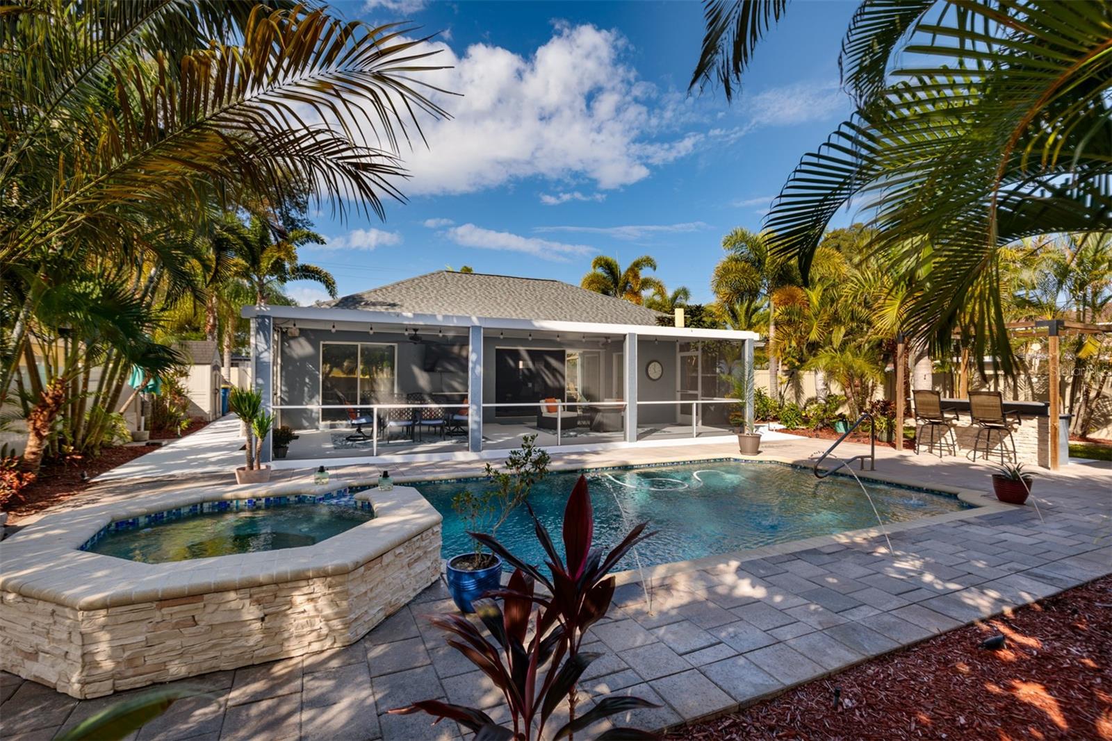 SKY CREST - Residential