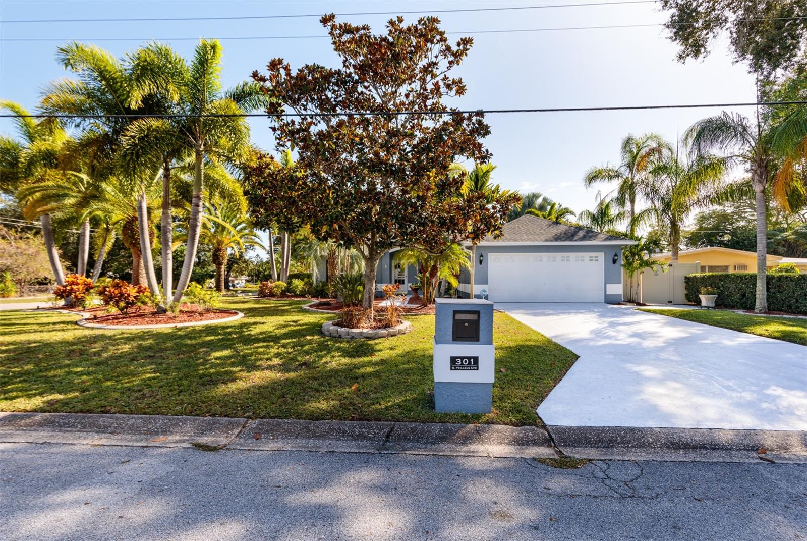 SKY CREST - Residential