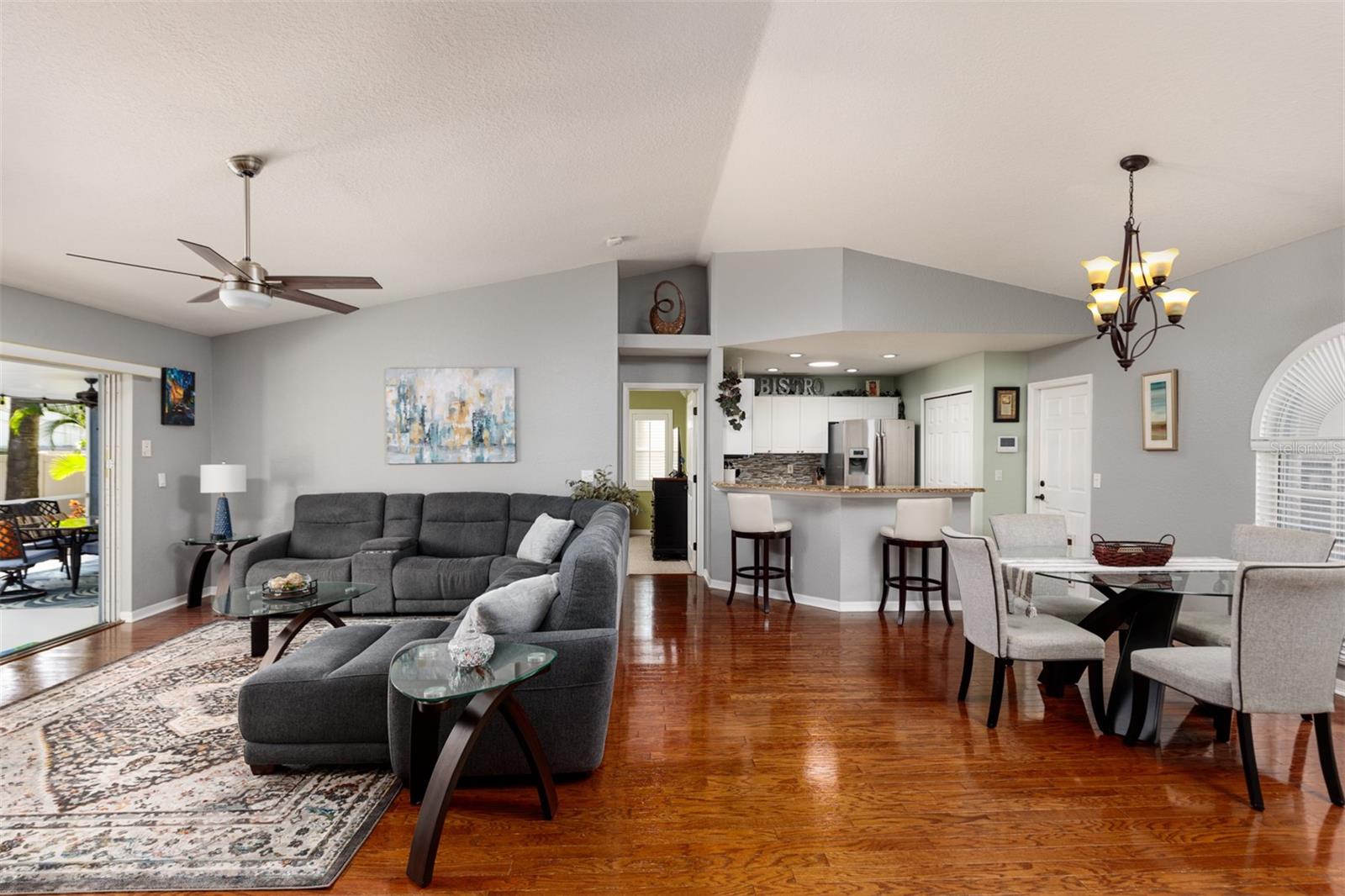 SKY CREST - Residential