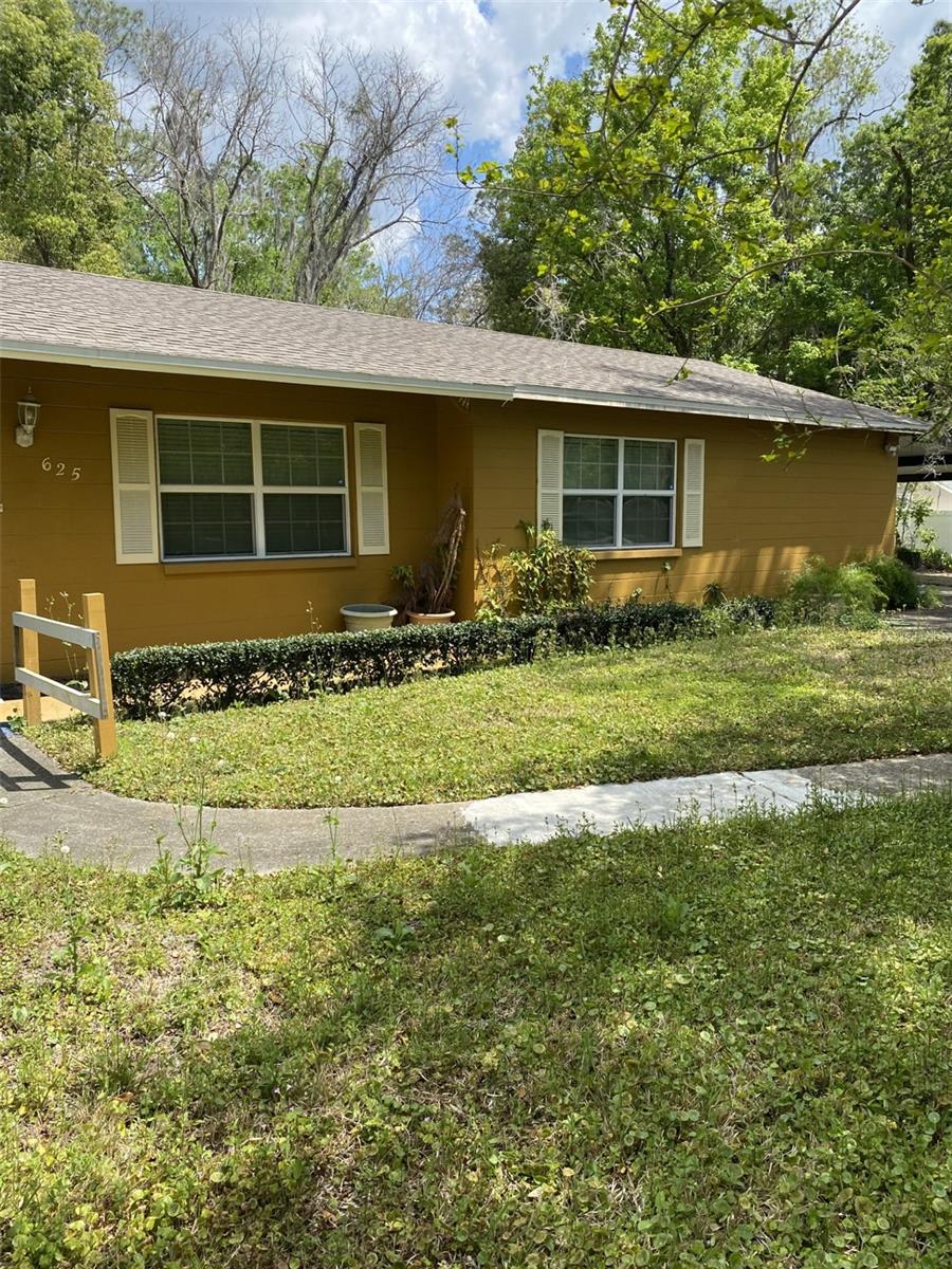 625 NE 24TH STREET