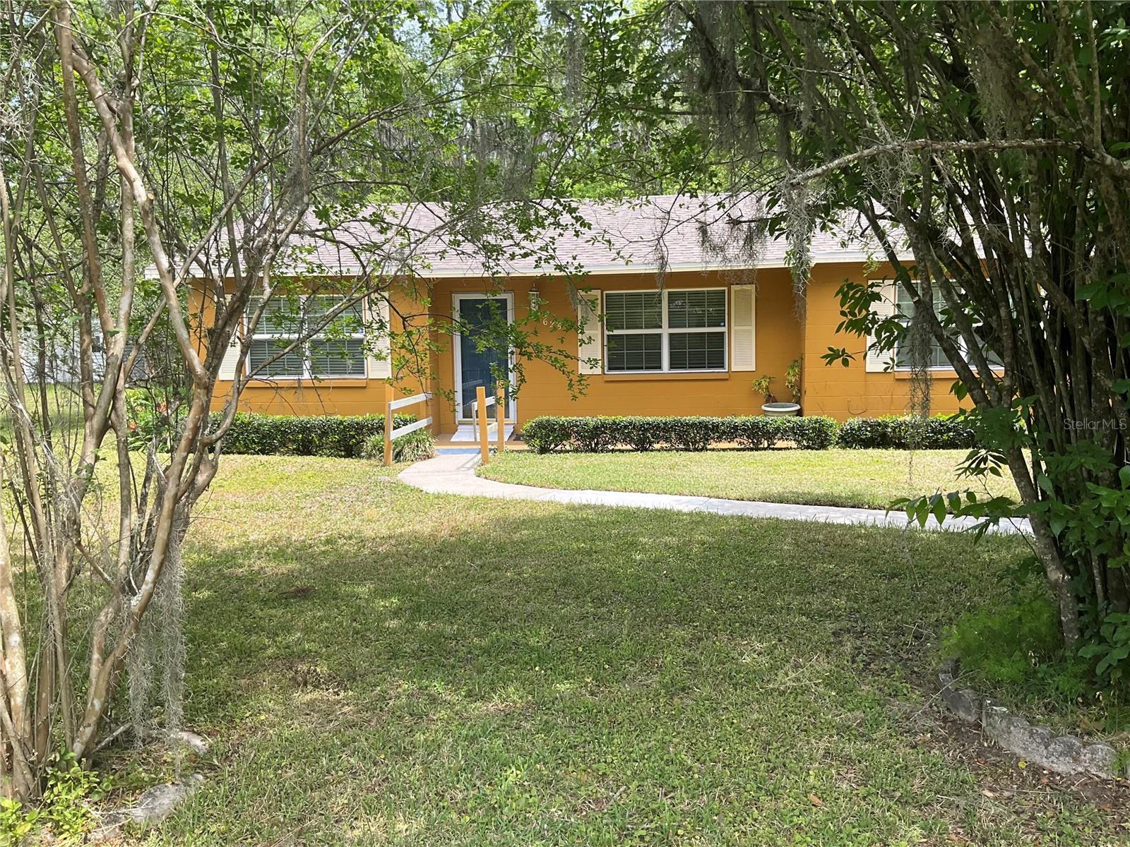 625 NE 24TH STREET