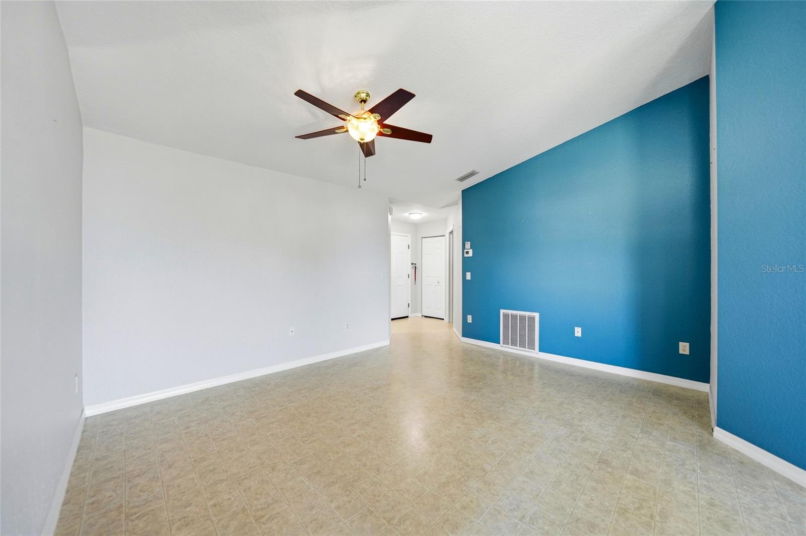 LINKSIDE - Residential