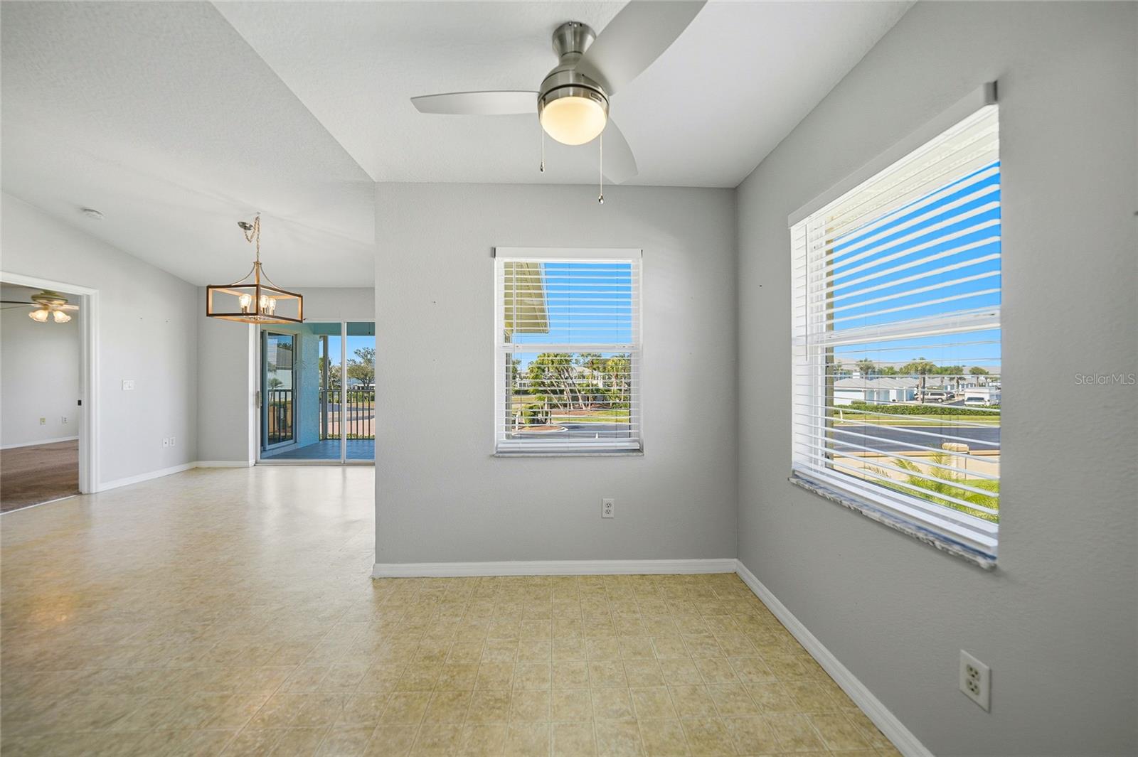 LINKSIDE - Residential