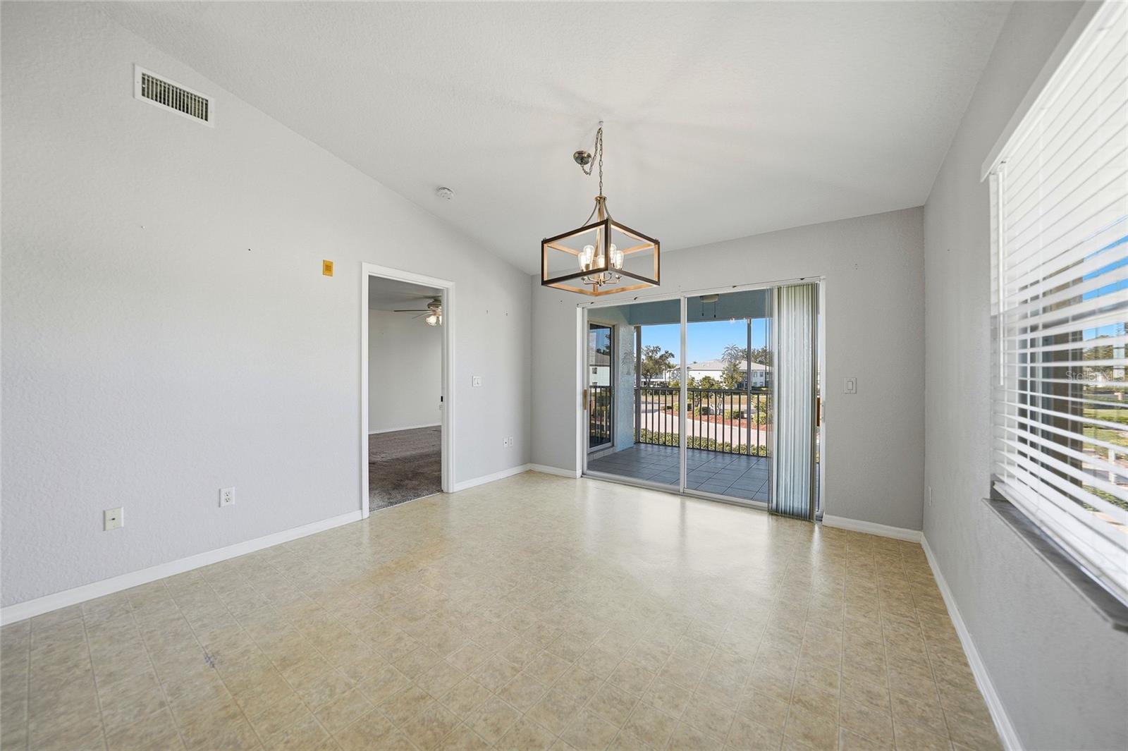 LINKSIDE - Residential