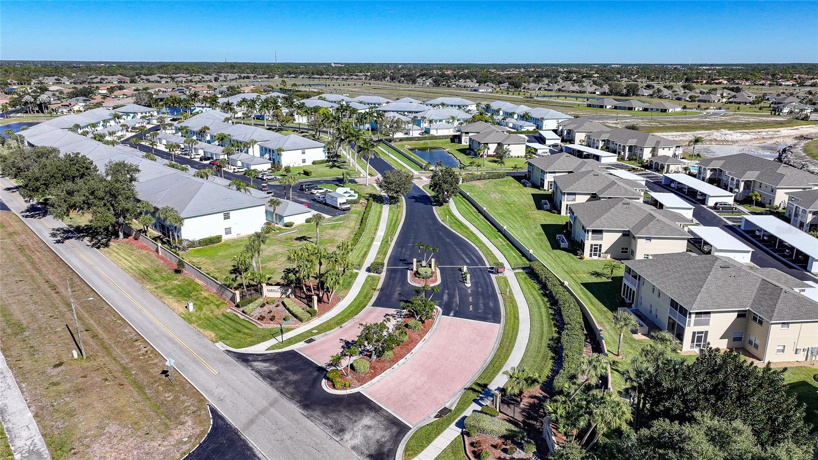 LINKSIDE - Residential