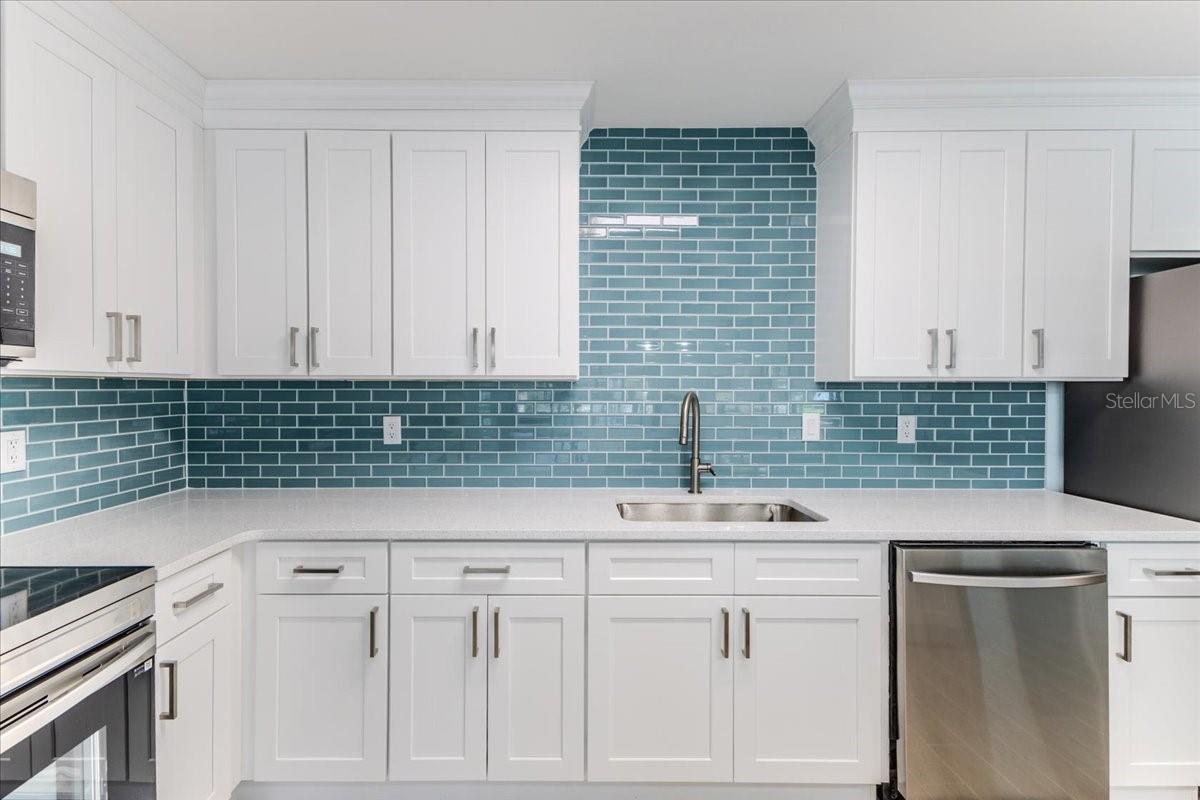 HERNANDO BEACH - Residential