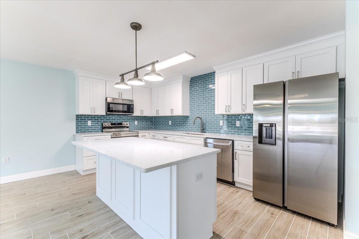 HERNANDO BEACH - Residential