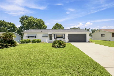 Photo of 11151 SW 76th Avenue, Ocala, FL 34476 (MLS # OM728199)