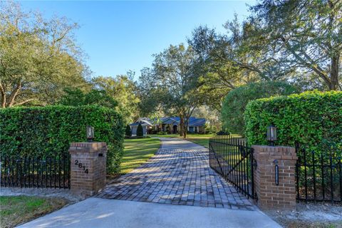 A home in APOPKA