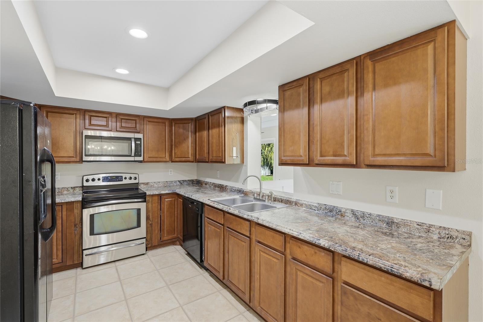 SPRING OAKS - Residential