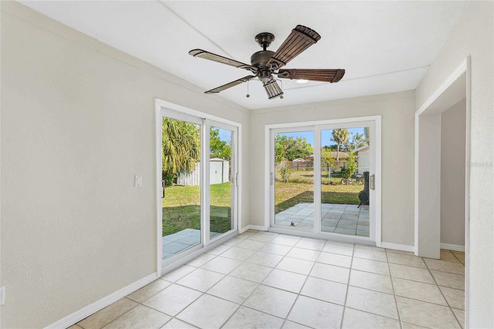 SPRING OAKS - Residential