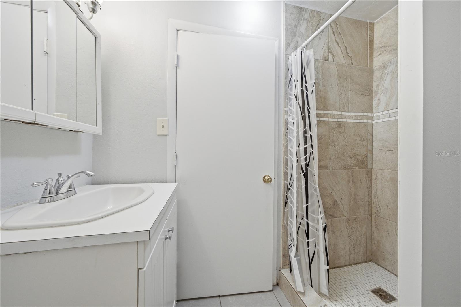 DELTONA LAKES UN 45 - Residential