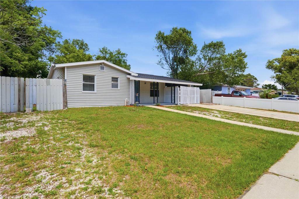 Photo of 1646 Brady Drive, Deltona, FL 32725 (MLS # O6407936)