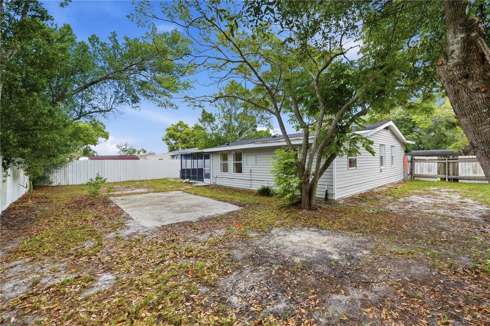 DELTONA LAKES UN 45 - Residential
