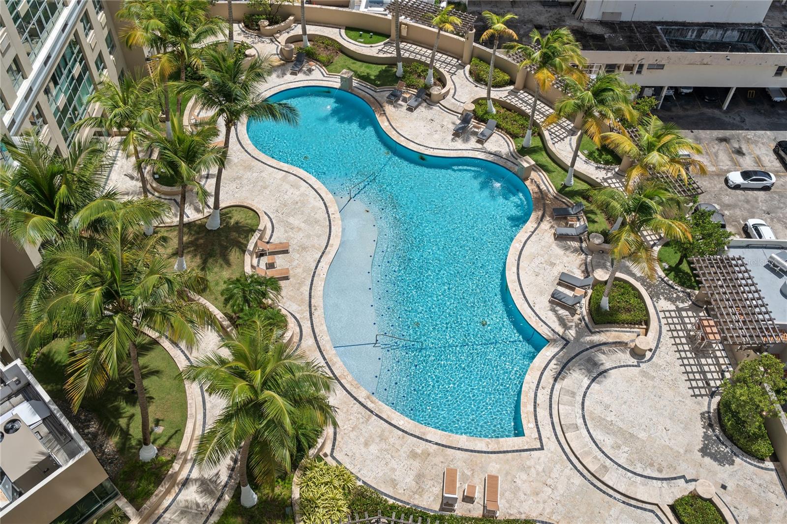 GALLERY PLAZA - Residential Lease