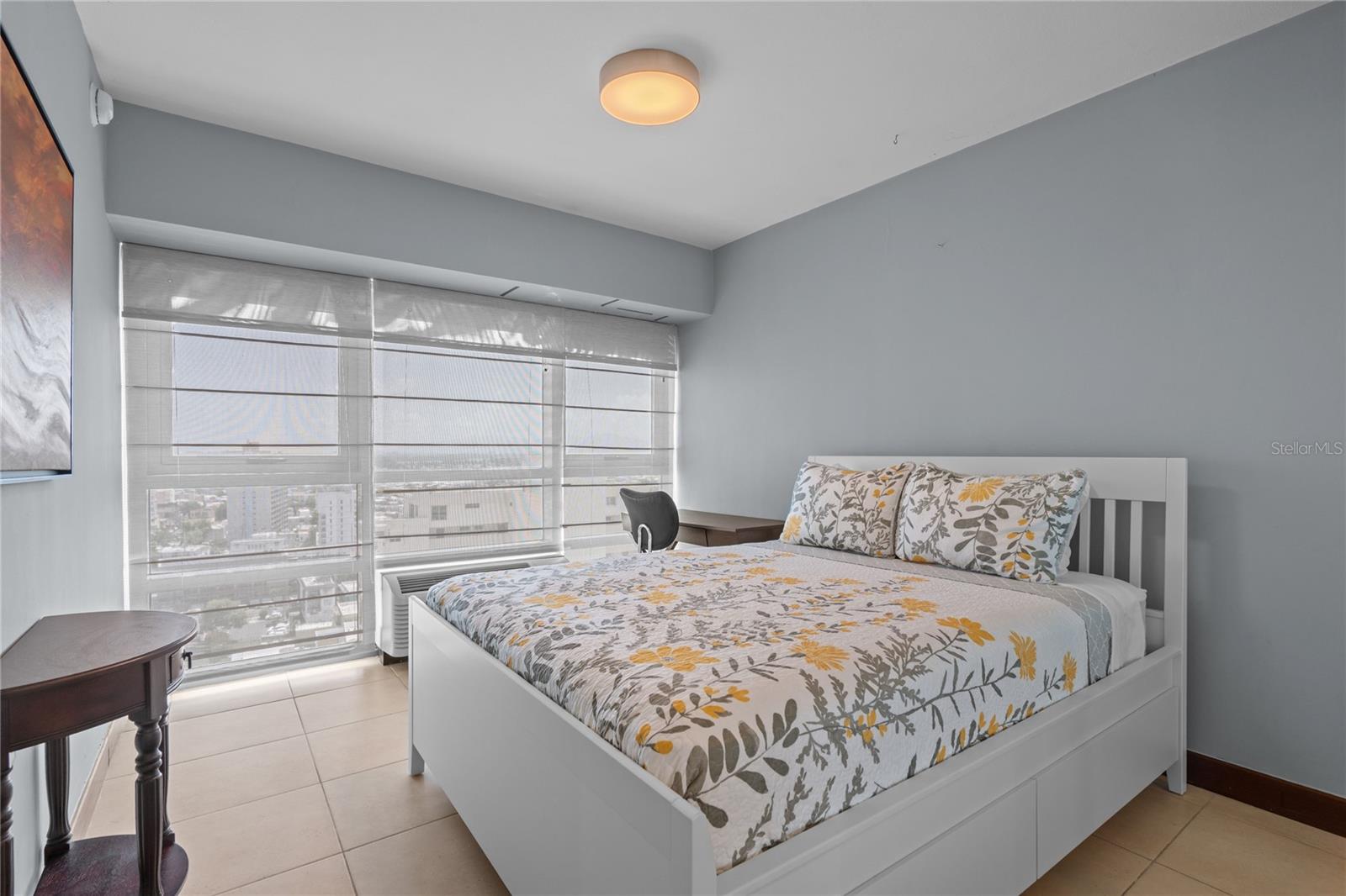 GALLERY PLAZA - Residential Lease