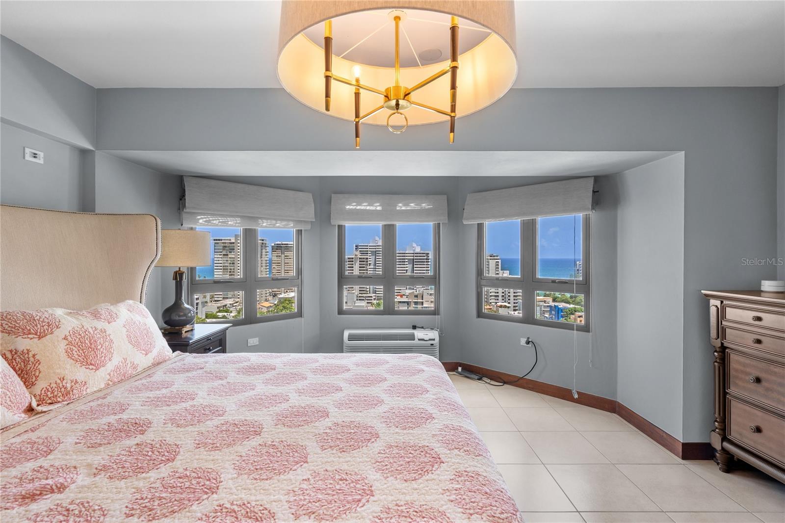 GALLERY PLAZA - Residential Lease