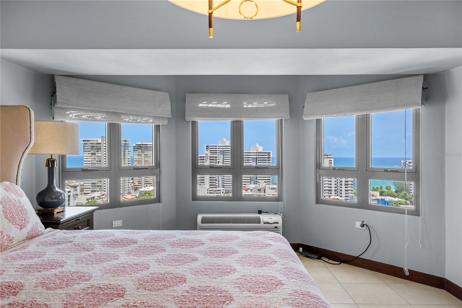 GALLERY PLAZA - Residential Lease