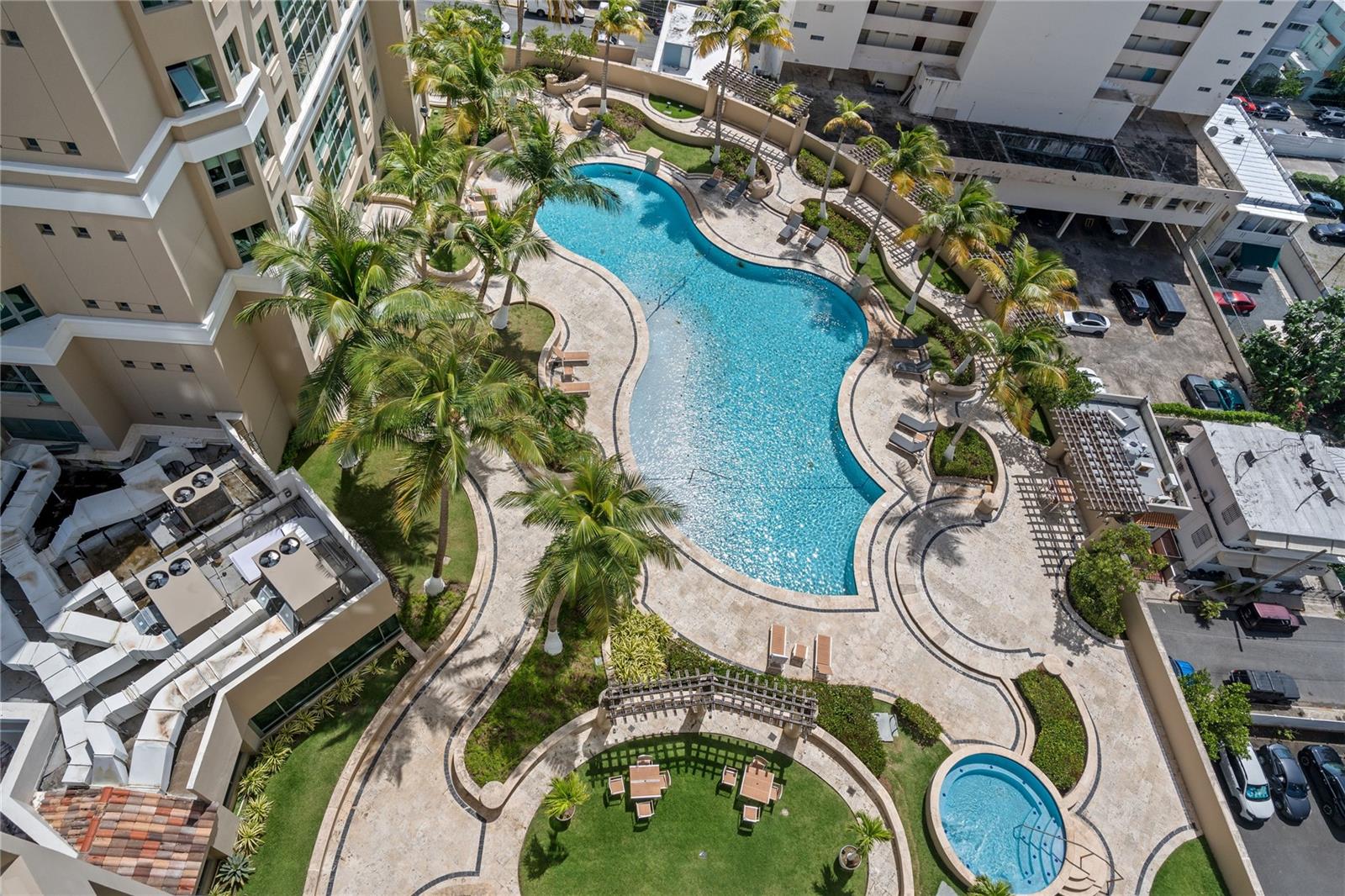 GALLERY PLAZA - Residential Lease