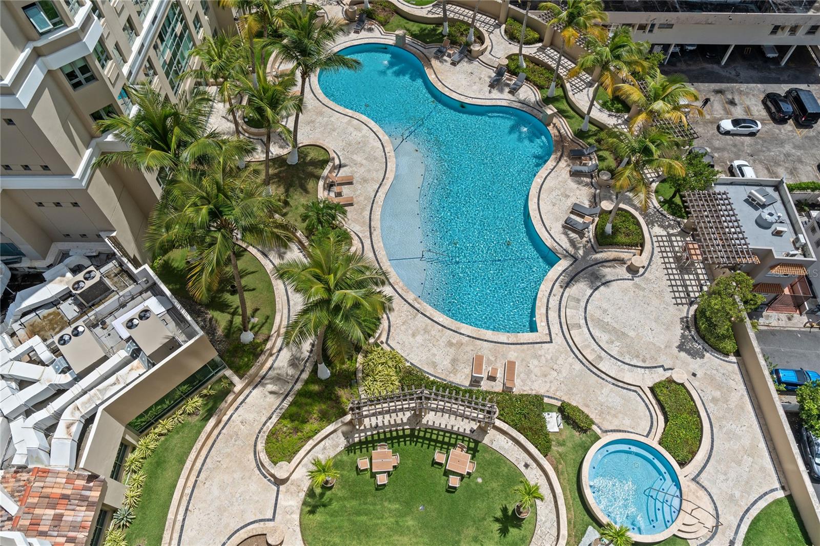 GALLERY PLAZA - Residential Lease