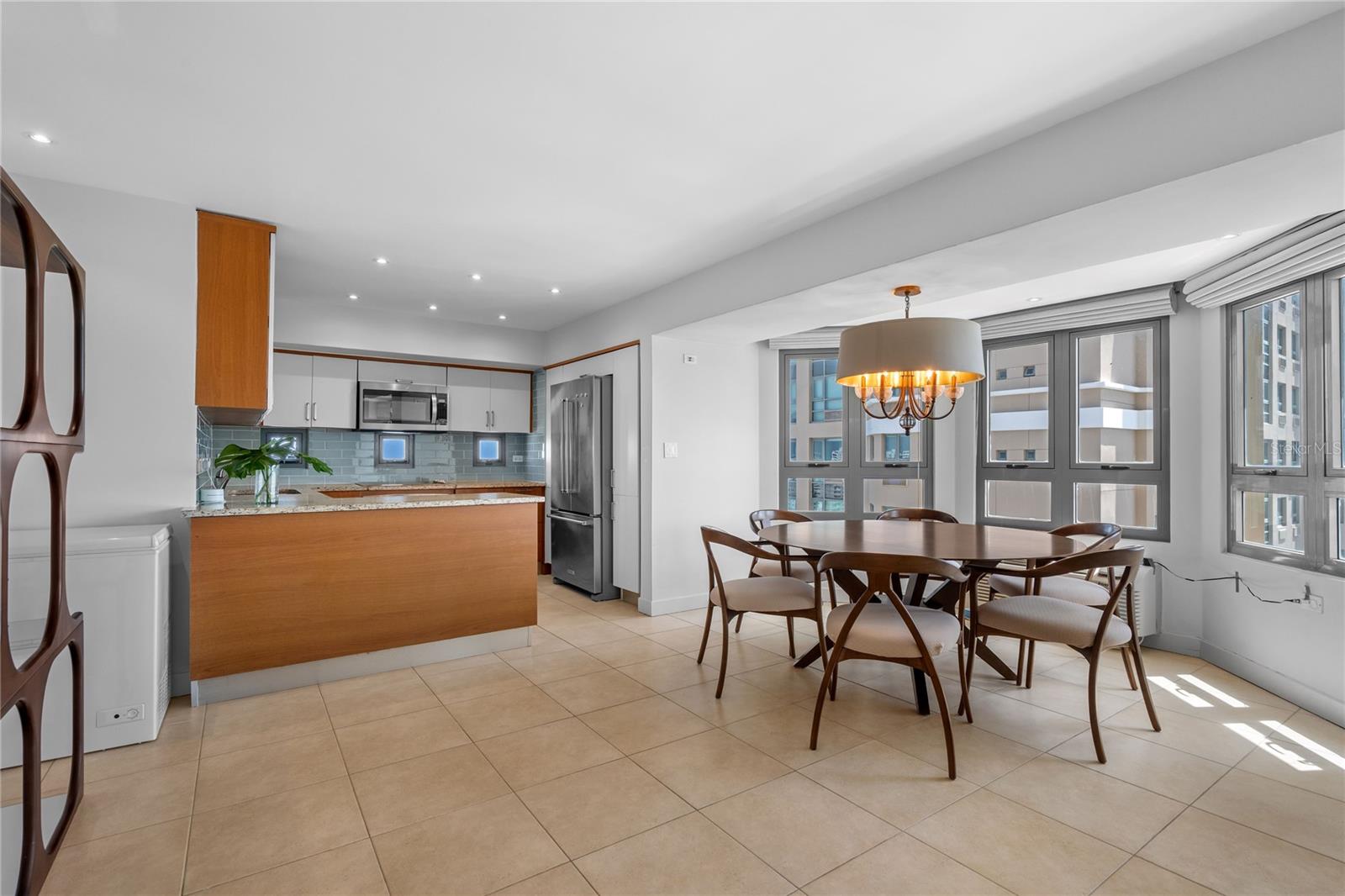 GALLERY PLAZA - Residential Lease