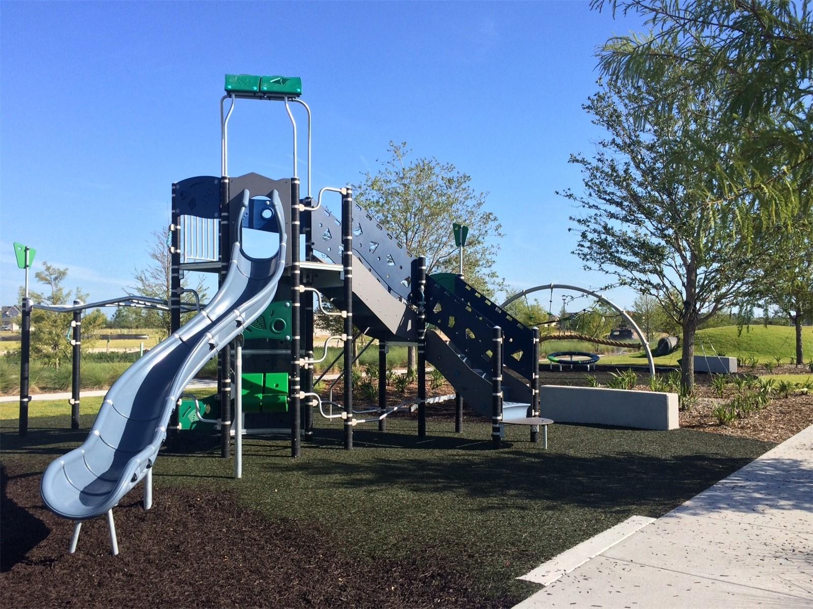LAUREATE PARK - Residential