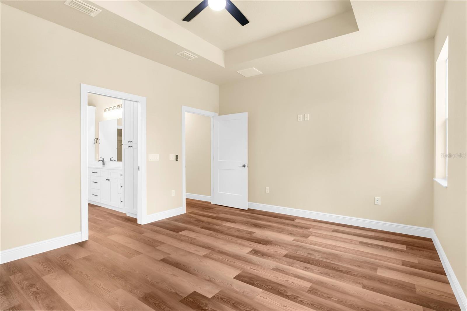 ROYAL HIGHLANDS - Residential
