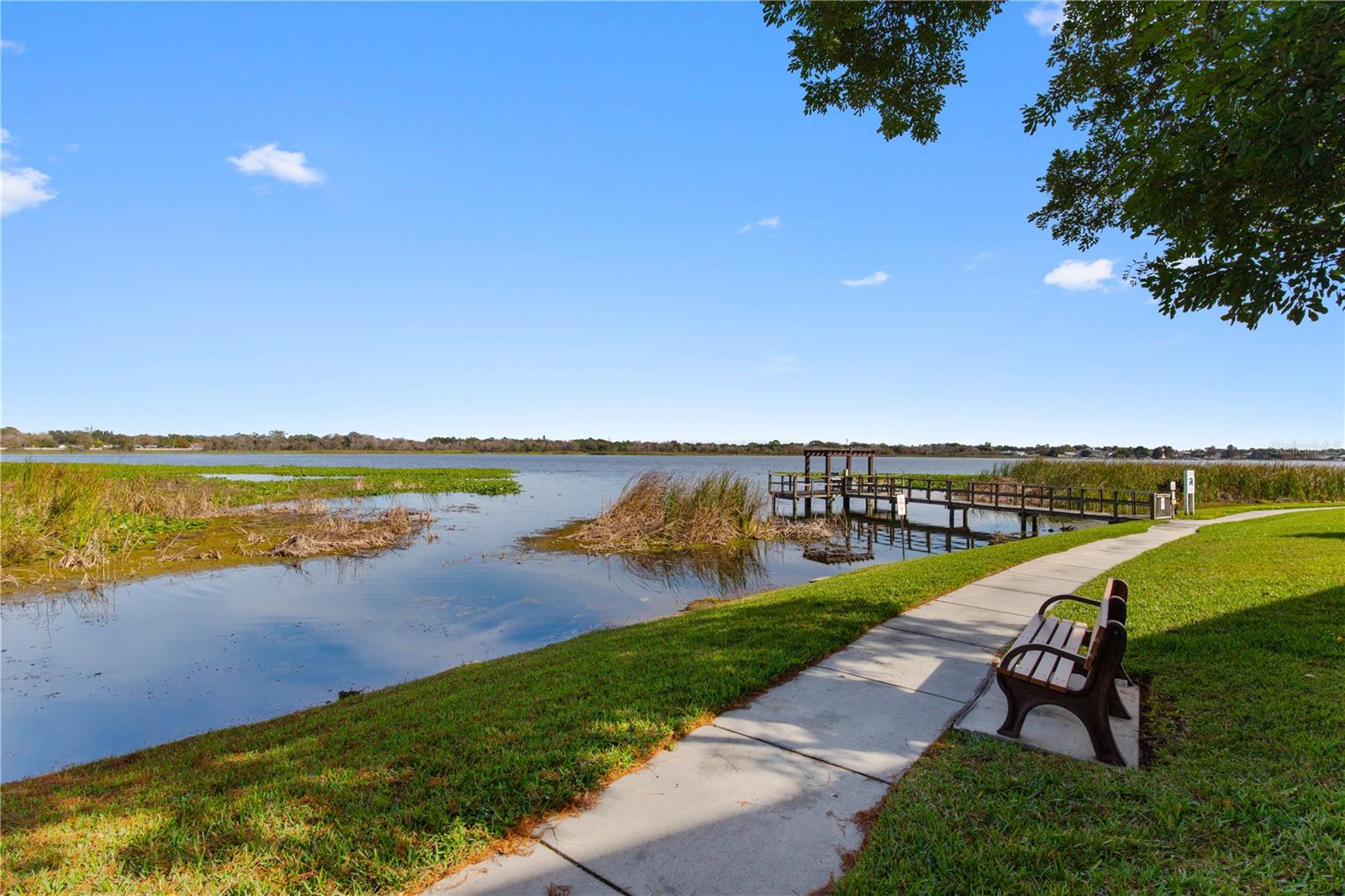 BELLA VISTA ON LAKE - Residential