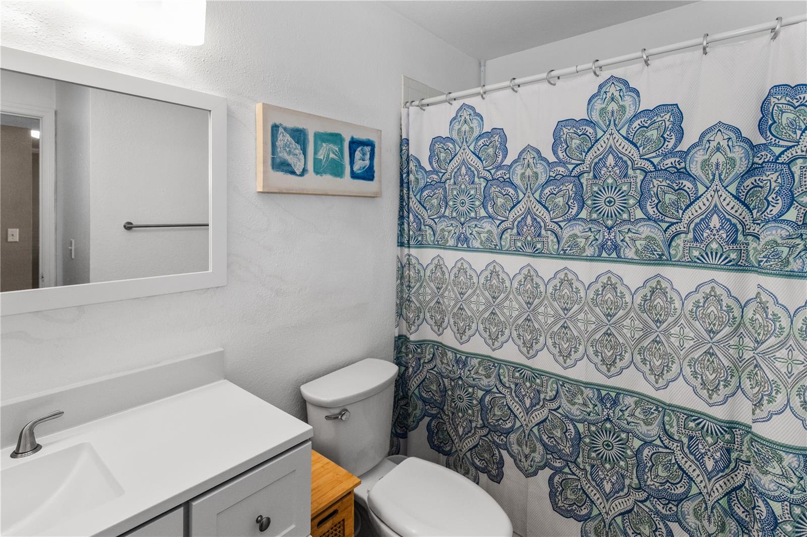 BELLA VISTA ON LAKE - Residential