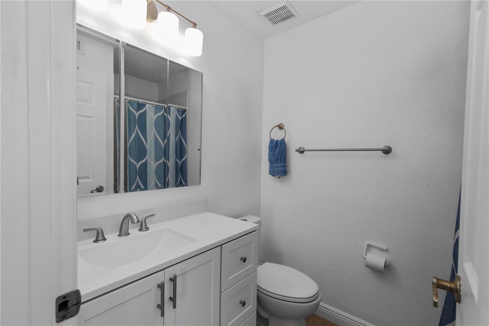 BELLA VISTA ON LAKE - Residential