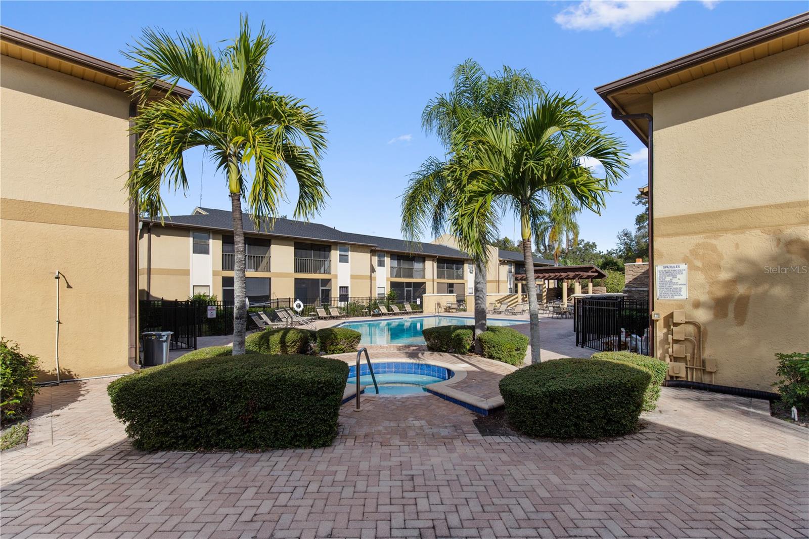 BELLA VISTA ON LAKE - Residential