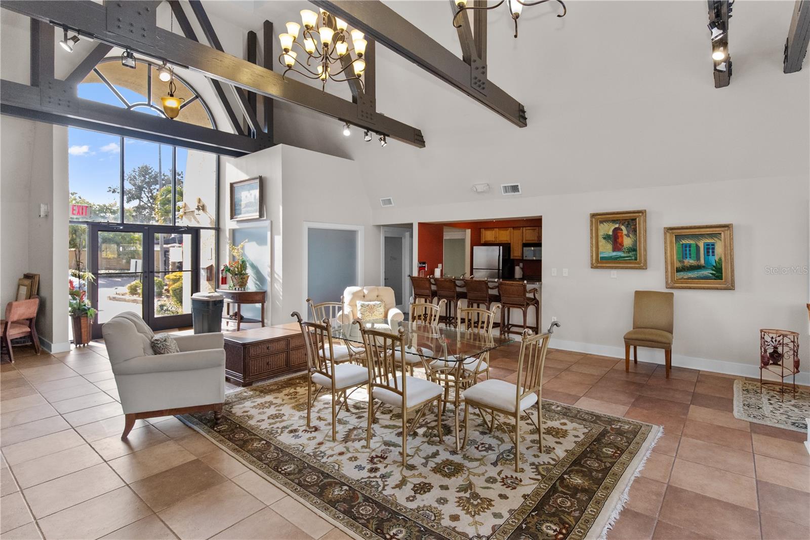 BELLA VISTA ON LAKE - Residential